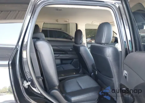 2015 Mitsubishi Outlander Se z USA, uszkodzony, nr VIN JA4AD3A34FZ014033